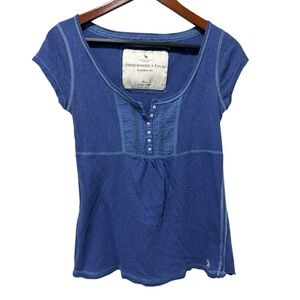 Y2K Abercrombie & Fitch Babydoll Henley Top in Blue